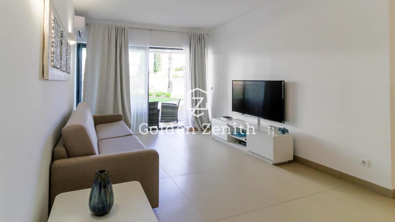Cavalo Preto Luxury Beach Apartment By Golden Zenith Quarteira Dış mekan fotoğraf