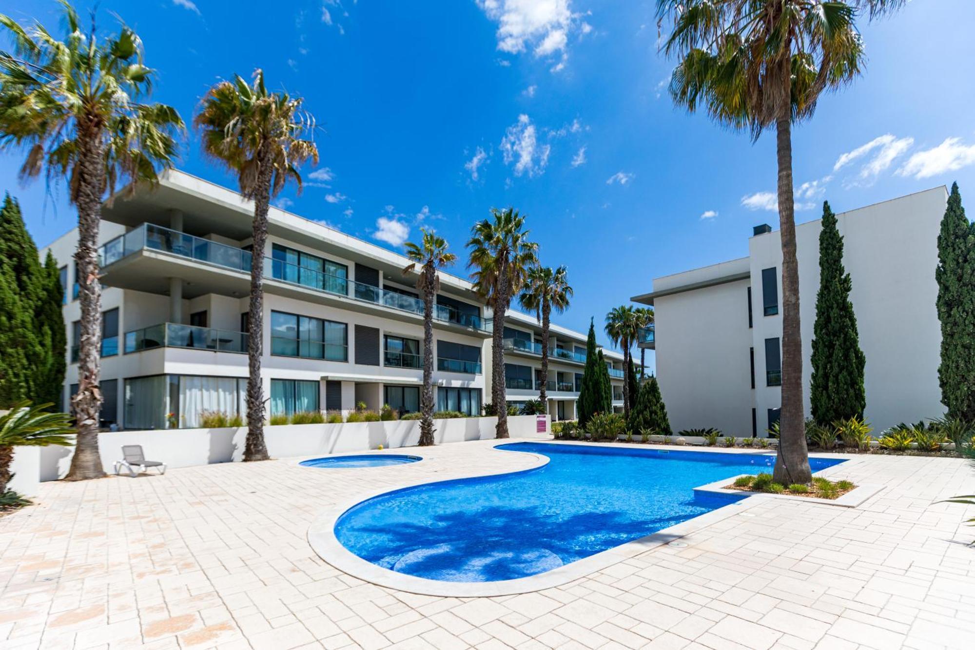 Cavalo Preto Luxury Beach Apartment By Golden Zenith Quarteira Dış mekan fotoğraf