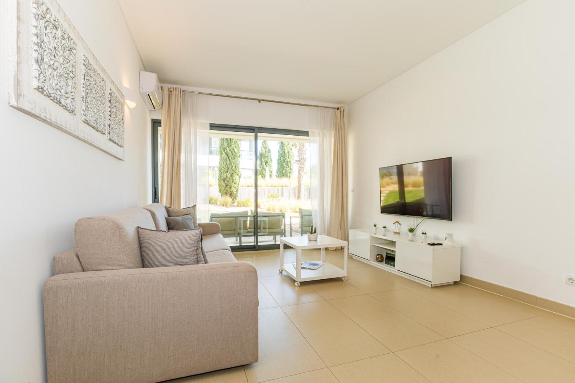 Cavalo Preto Luxury Beach Apartment By Golden Zenith Quarteira Dış mekan fotoğraf