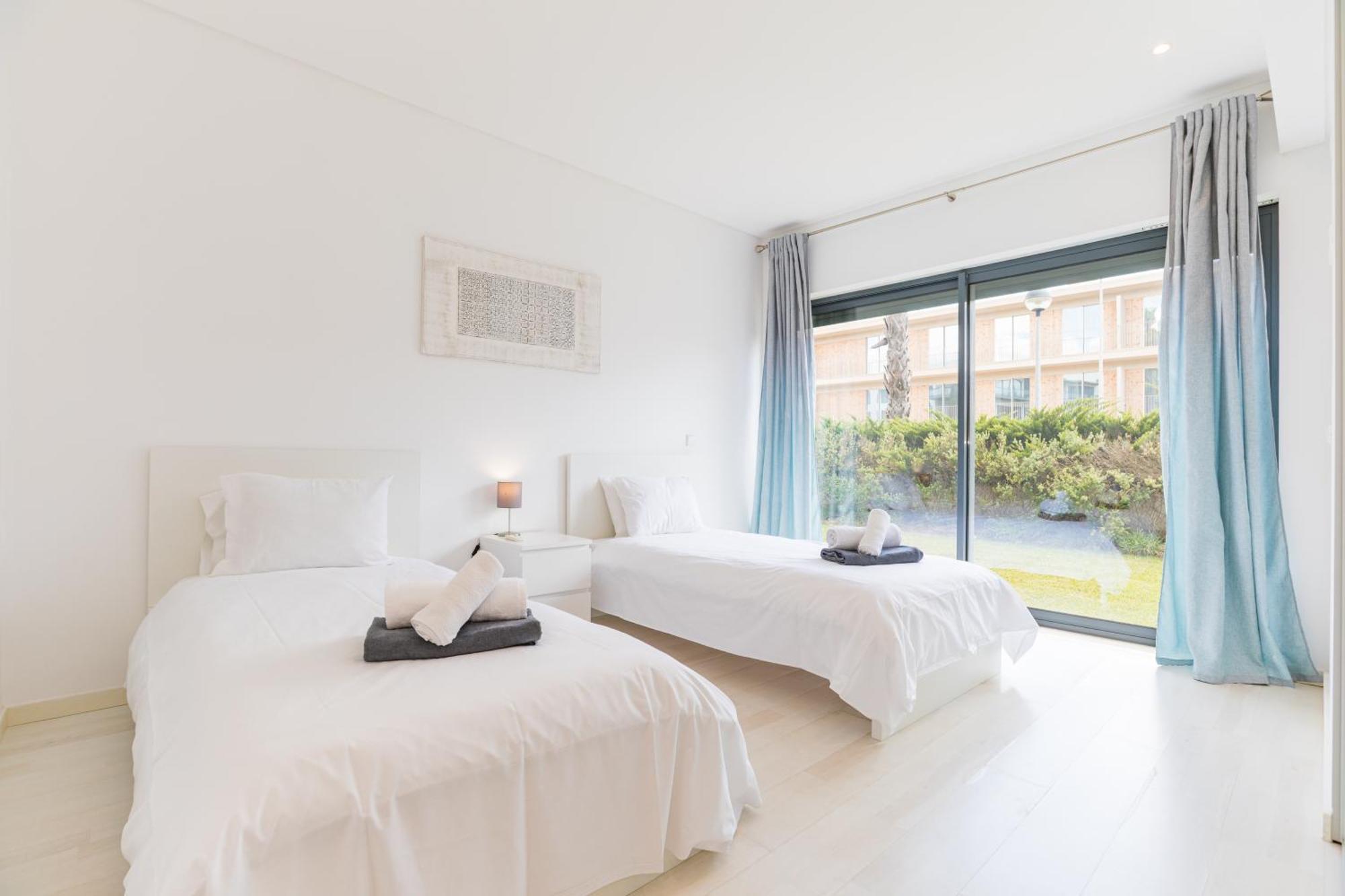 Cavalo Preto Luxury Beach Apartment By Golden Zenith Quarteira Dış mekan fotoğraf