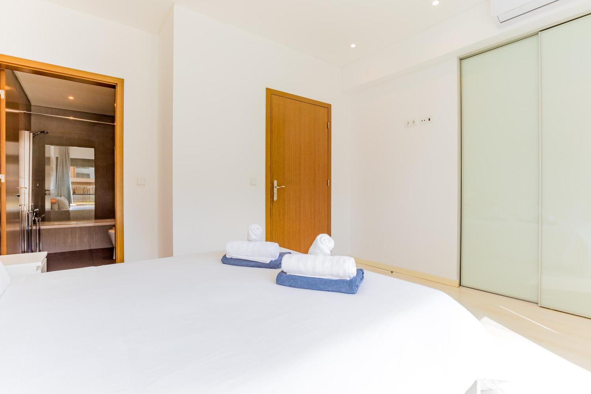 Cavalo Preto Luxury Beach Apartment By Golden Zenith Quarteira Dış mekan fotoğraf