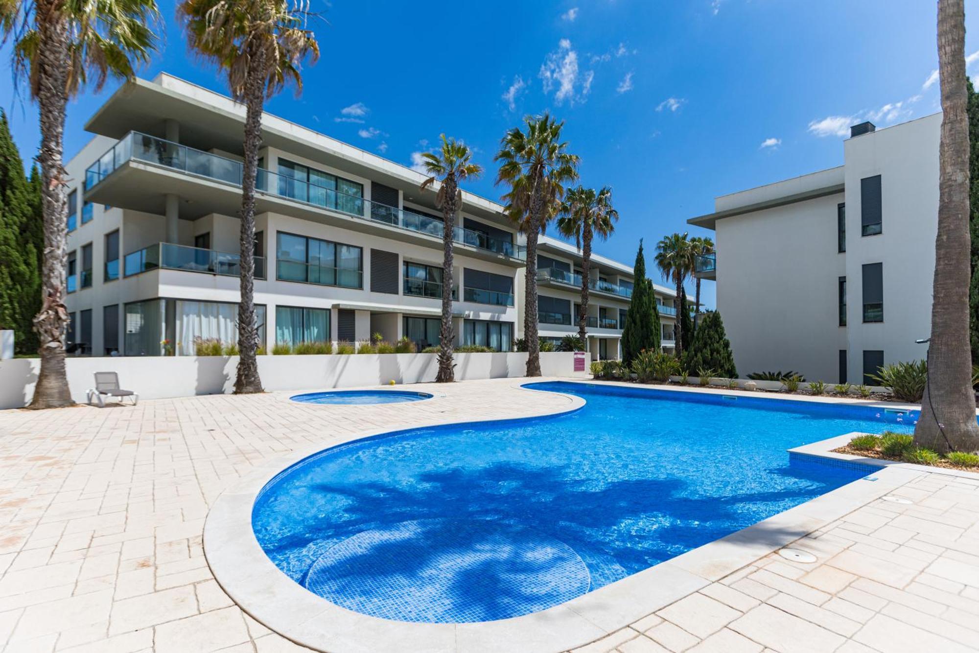 Cavalo Preto Luxury Beach Apartment By Golden Zenith Quarteira Dış mekan fotoğraf