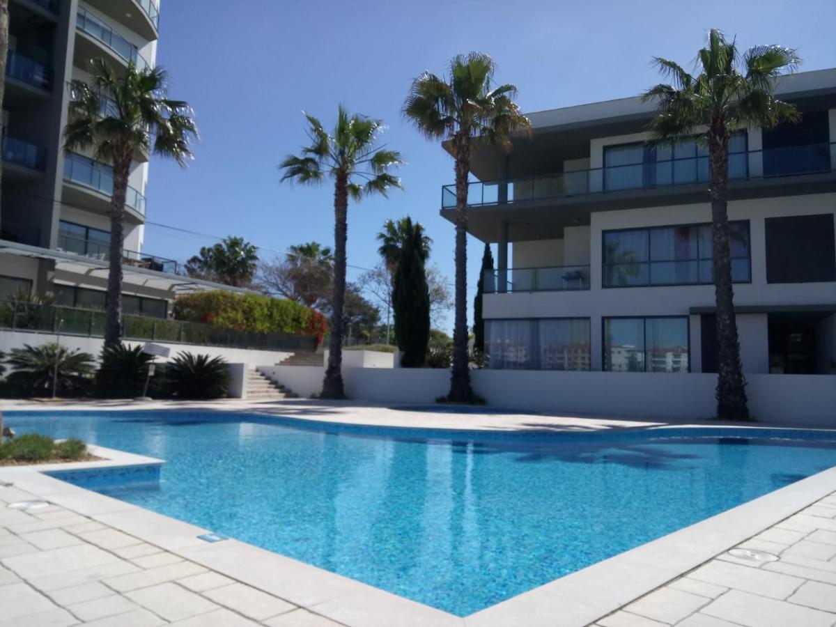 Cavalo Preto Luxury Beach Apartment By Golden Zenith Quarteira Dış mekan fotoğraf